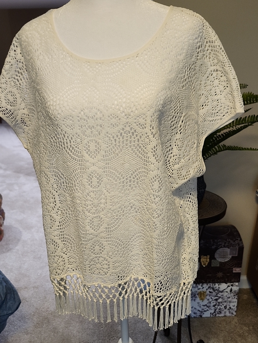 Chico's Ivory Crochet Fringe Shell
